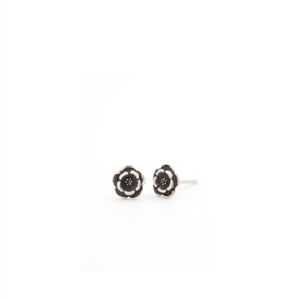 Evening Bloom Silver Floral Stud Earrings (Handmade, 7mm)